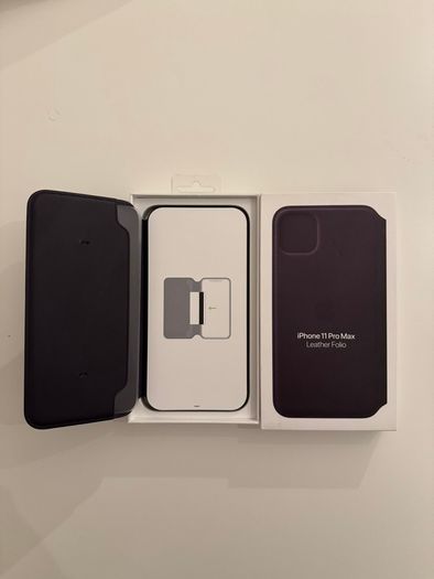 iPhone 11 Pro Max Leather Folio Aubergine