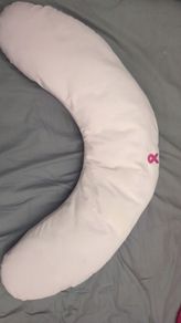 Breastfeeding pillow