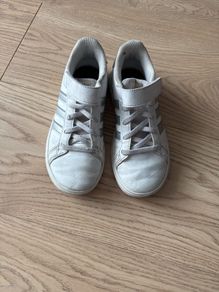 adidas girls trainers