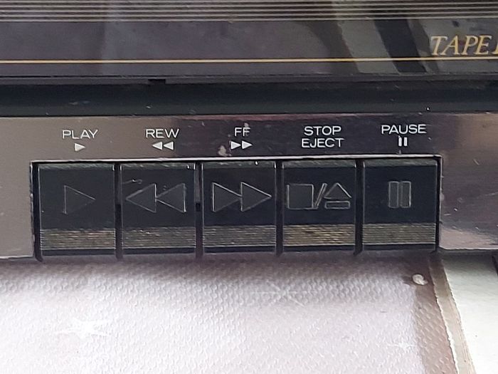 Mitsubishi Music Centre, Model DA-60R, Radio, CD, Tape, Phono, Aux, 2 Philips speakers included, in good condition for its age