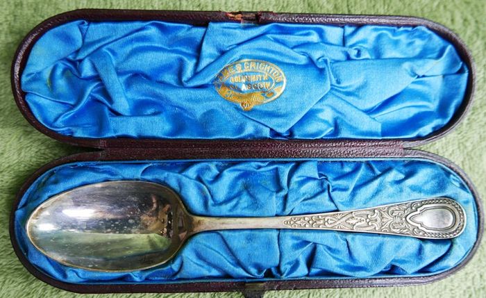 Antique Sterling Silver Christening Spoon by James Crichton & Sons of Glasgow, presented in its Original Velvet-lined Box. with original handwritten note from Glasgow dated October 4, 1886.