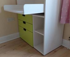 Nappy change table / desk