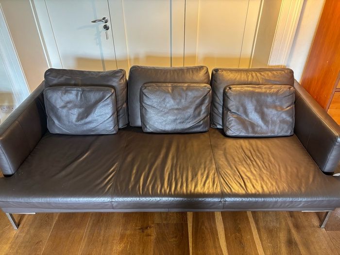 Bo Concept 3-seater leather sofa (dark brown)