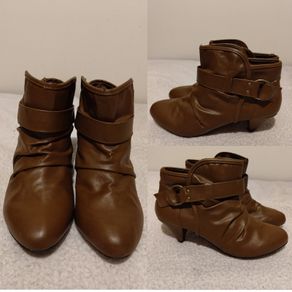 Pull & Bear Brown Ankle Boots,