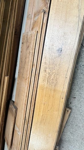 Solid wood floor boards