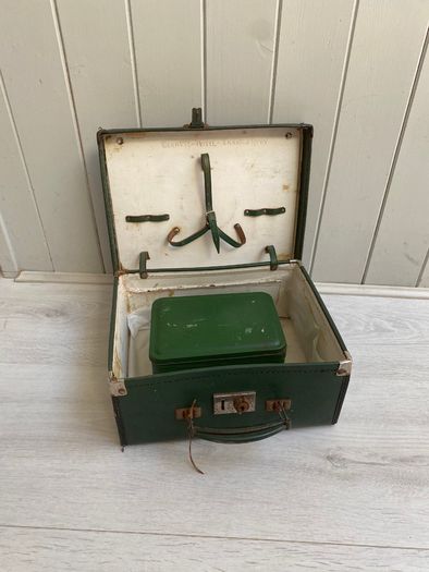 Hamper Case & Tin