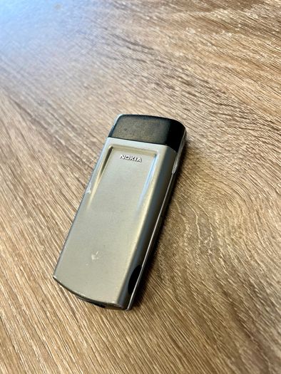 Nokia 8850 Genuine + charger