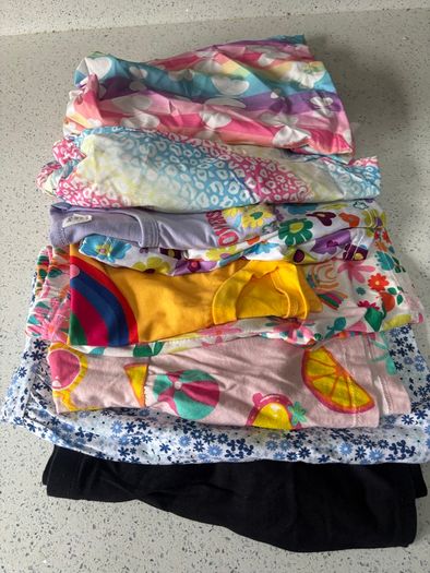 Girls summer clothing bundle age 3-4