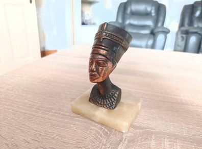 Vintage Egyptian Queen Nefertiti buststatue