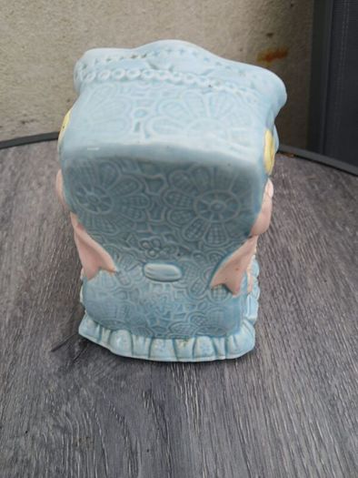 Vintage Ceramic Basinett Planter