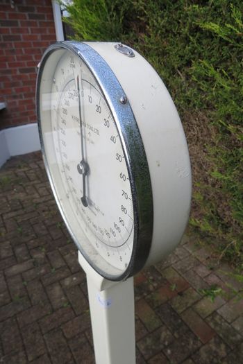1967 vintage H. Fereday & Sons Ltd. column / lollipop scale