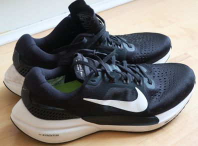 Nike Air Zoom Vomero 15, size 7 UK