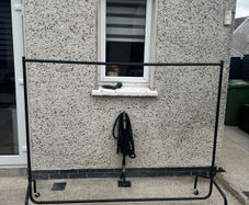 6ft sturdy clothes rail