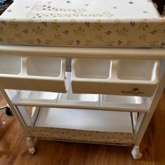 Baby changing table