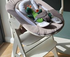 Selling Hauck Alpha Set baby highchair Great Condition!