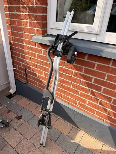 THULE roof bike rack