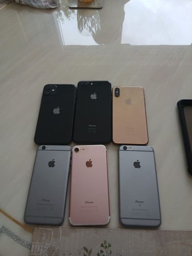 8 Iphones