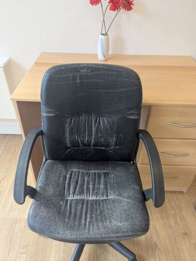 Office/Study desk & chair