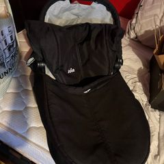 carseat with bassinet