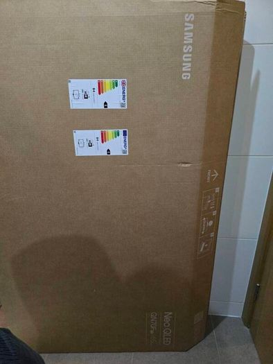 Samsung 65 Inch Neo QLED 4K TV (QN70F) - Like New Condition - 4+ Years Samsung Warranty