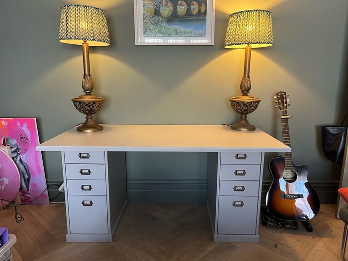 Desk - Price Drop