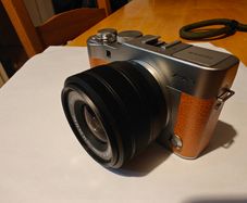 Fujifilm X-A3 with Fuji XC 15-45mm Lens and extra battery