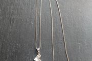 Solid silver pendant &amp; chain