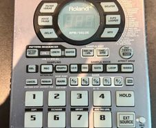 Roland SP-404SX Linear Wave Sampler