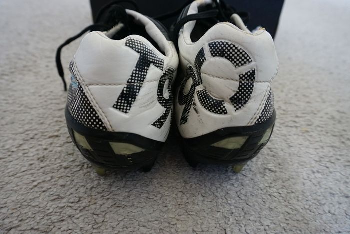 Football Boots Nike Total 90 Laser III White (2009) Size 9.5UK FG