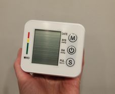 Wrist blood pressure digital monitor