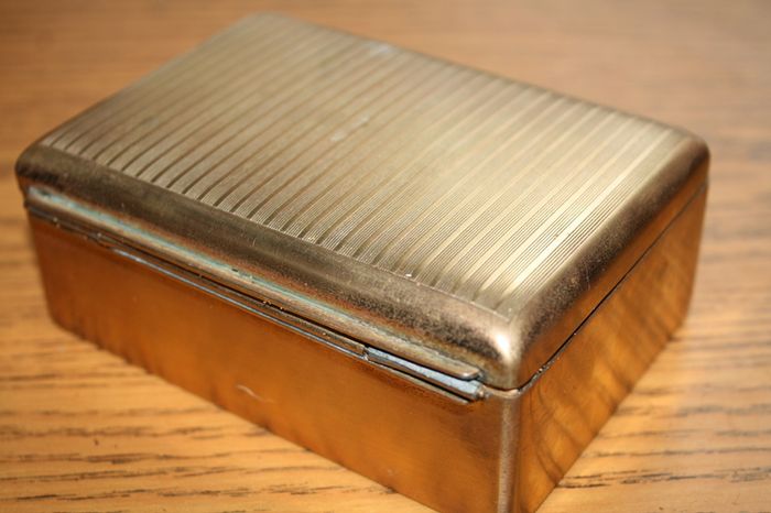 Vintage State Express Cigaretter, Tobacco, Snuff Box, 1950's. Brass, Wood. 12 x 9cm H-4,5cm