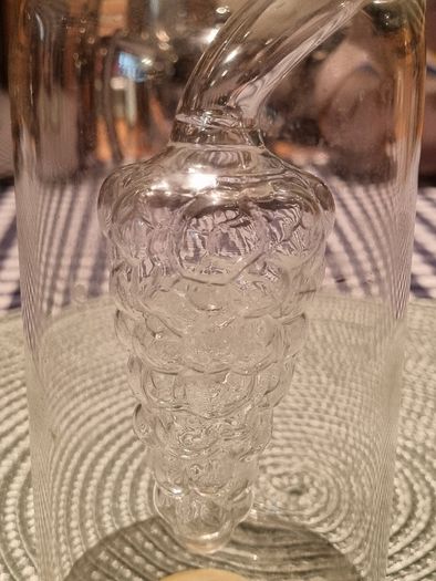 Oil and vinegar cruet