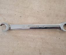 Brake/fuel pipe spanner