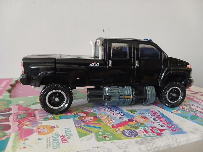 Transformer Ironhide