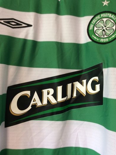 Celtic Jersey. Hand Autographed By Celtic Icon Chris Sutton. Home Jersey. Official Umbro Mens Home Jersey From Season 2004/2005.