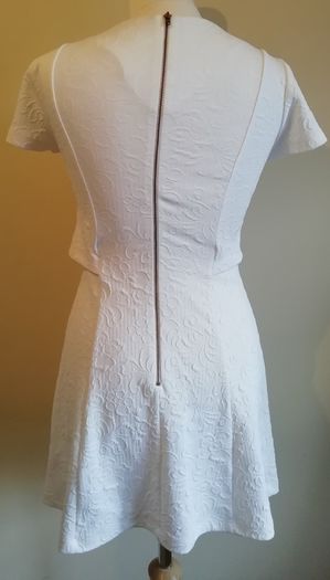 Topshop Ladies White Jacquard Skater Dress With Side Cut Outs UK8 Payment By REVOLUT or PAYPAL
