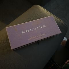 anastasia pallet