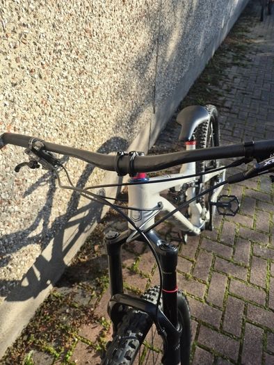 Commencal Meta AM/TR 29 Full Shimano XT, RockShox Lyrik, DT Swiss, Frame Wrapped