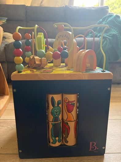 zany zoo box