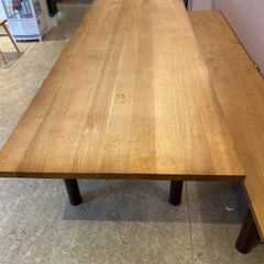 Large solid oak dining table  and benches (3m)