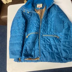 Gorgeous coat size 18 pack boutique