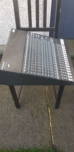 Mackie 1604 VLZ Pro