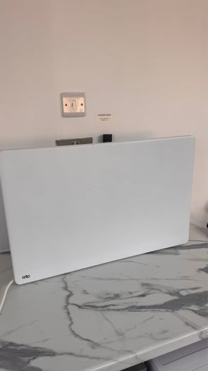 ATC heater with wall bracket