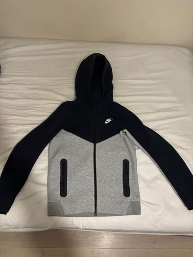 nike tech fleece