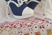 High heels size 4