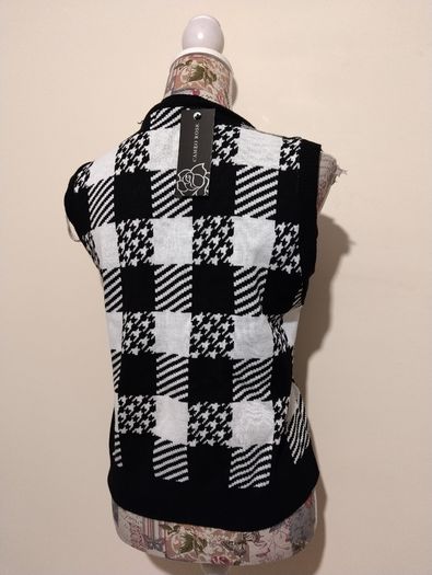 Cameo Rose Knit Jumper, New with tags