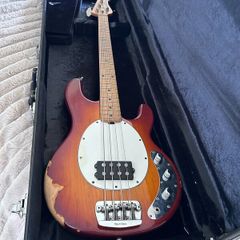 Ernie ball Musicman Stingray bass