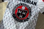 Bohemian jersey kneecap