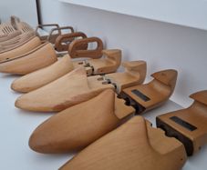 Wooden shoe trees/fillers