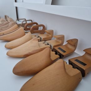 Wooden shoe trees/fillers